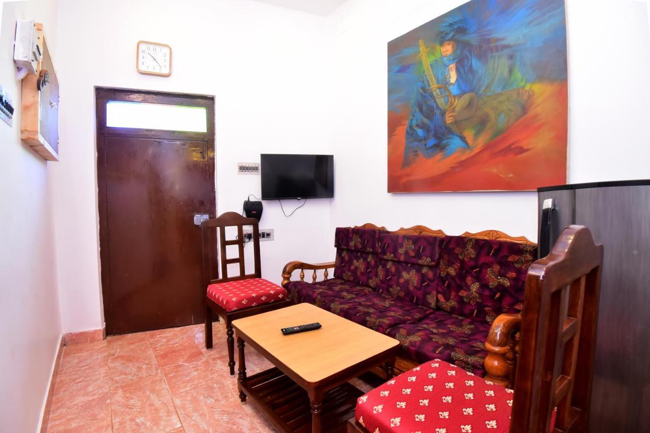 Villa Betty Beach Front Пондичерри Экстерьер фото